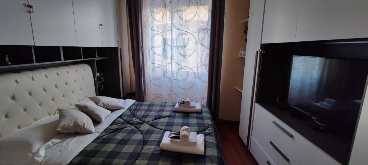 Azzurra Holiday Home - 850 M Al Mare - 75 Mq - Balconata Vivibile - Wi-Fi - Pay Tv Gratis - Posteggio Auto Condominiale Non Assegnato Rapallo Zewnętrze zdjęcie