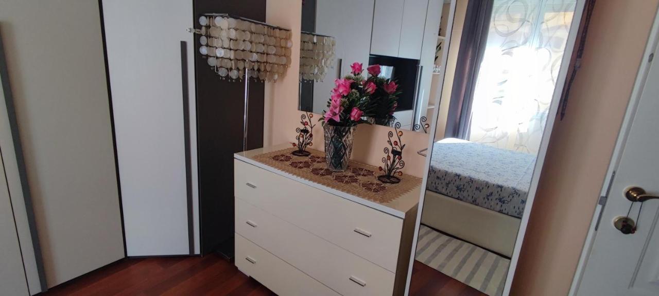 Azzurra Holiday Home - 850 M Al Mare - 75 Mq - Balconata Vivibile - Wi-Fi - Pay Tv Gratis - Posteggio Auto Condominiale Non Assegnato Rapallo Zewnętrze zdjęcie